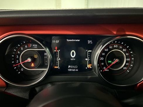 Used 2018 Jeep Wrangler Unlimited Rubicon AWD/4WD image 12