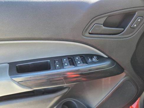 Used 2019 Chevrolet Colorado W/T w/ WT Convenience Package RWD image 17