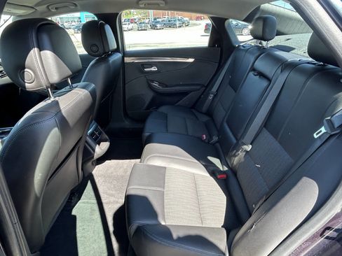 Used 2014 Chevrolet Impala LT image 17