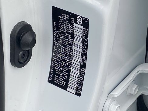 Certified 2020 Toyota Corolla SE image 30