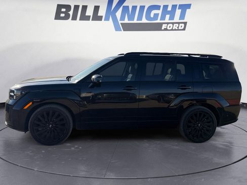 Used 2024 Hyundai Santa Fe Calligraphy image 2