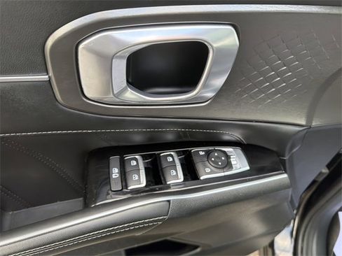 Used 2021 Kia Sorento SX image 15