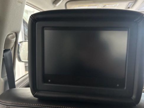 Used 2019 Nissan Armada Platinum w/ Captain's Chairs Package image 34