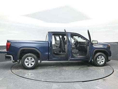 Used 2023 GMC Sierra 1500 SLE w/ LPO, GMC Protection Package image 31