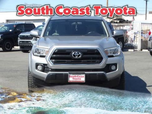 Used 2016 Toyota Tacoma SR5 image 3