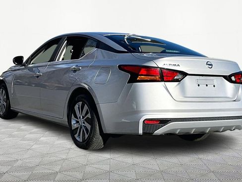 Used 2022 Nissan Altima 2.5 S image 5