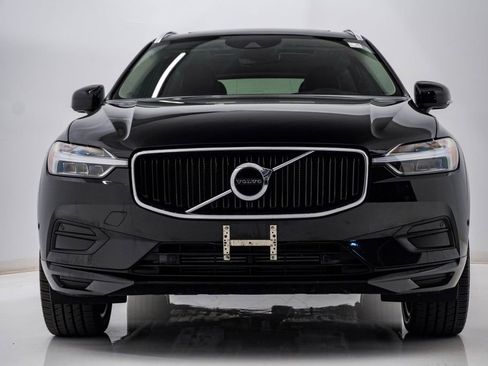 Used 2019 Volvo XC60 T6 Momentum w/ Premium Package AWD/4WD image 6