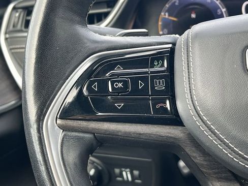 Used 2021 Jeep Grand Cherokee L Overland w/ Luxury Tech Group IV AWD/4WD image 22
