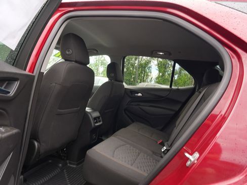 Used 2021 Chevrolet Equinox LT AWD/4WD image 18