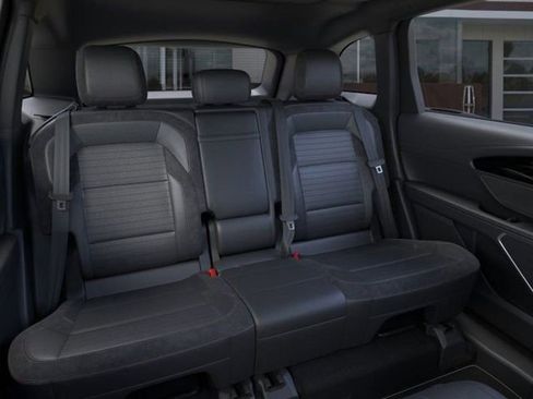 New 2024 Lincoln Nautilus Reserve w/ Equipment Group 202A image 12