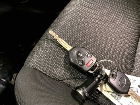 Used 2021 Subaru Impreza 2.0i image 14