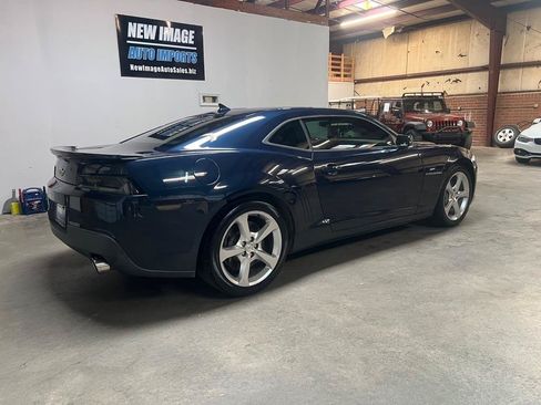 Used 2015 Chevrolet Camaro SS w/ RS Package RWD image 5