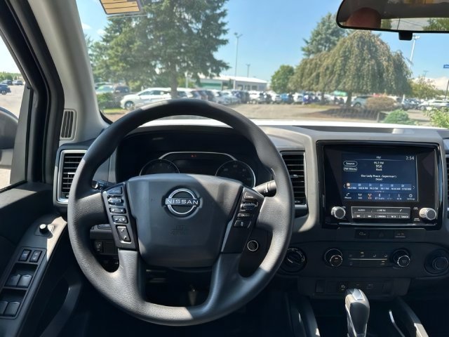 Certified 2024 Nissan Frontier SV w/ Technology Package AWD/4WD image 17