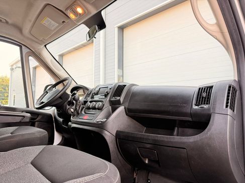 Used 2021 RAM ProMaster 2500 FWD image 24