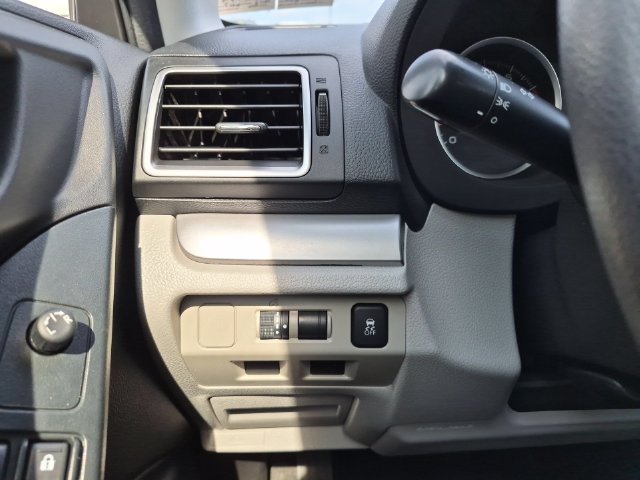 Used 2018 Subaru Forester 2.5i Premium AWD/4WD image 19