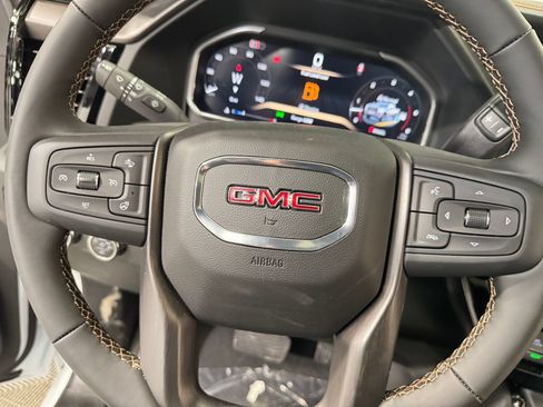 New 2026 GMC Sierra 2500 AT4 w/ AT4 Premium Plus Package AWD/4WD image 19