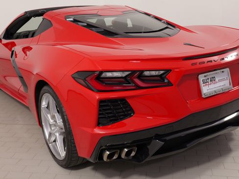 Used 2022 Chevrolet Corvette Stingray Coupe w/ 1LT image 13
