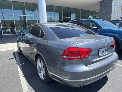 Used 2013 Volkswagen Passat TDI SE FWD image 4