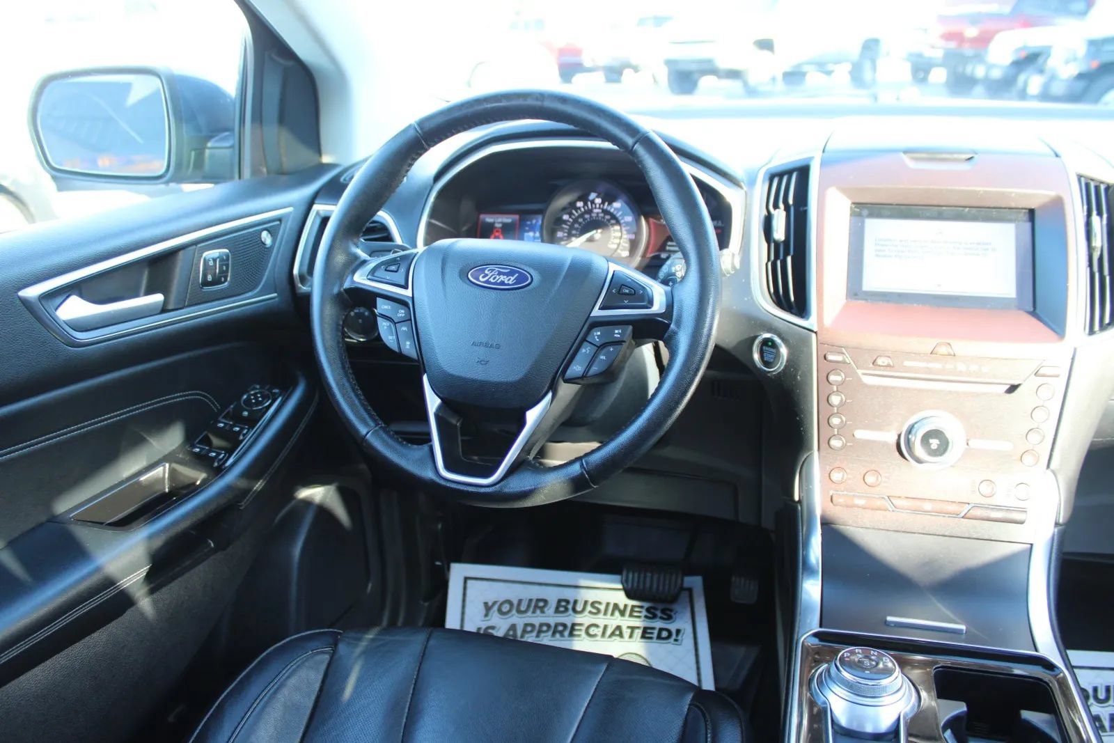 Used 2019 Ford Edge Titanium w/ Equipment Group 301A AWD/4WD image 8