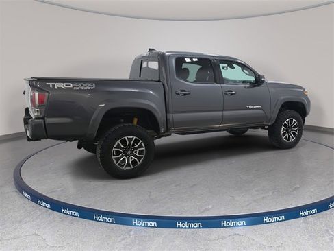 Used 2022 Toyota Tacoma TRD Sport image 6