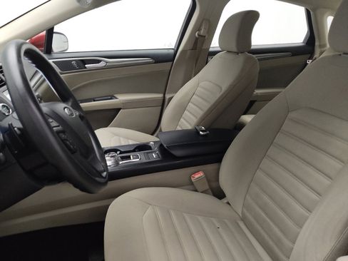 Used 2018 Ford Fusion SE w/ Fusion SE Technology Package image 17