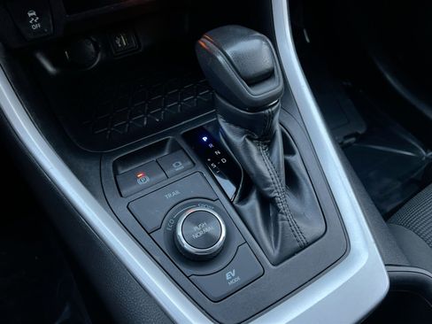 Used 2024 Toyota RAV4 LE image 26