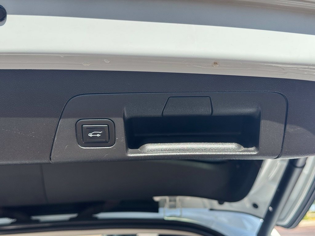 Used 2021 Buick Envision Preferred AWD/4WD image 37