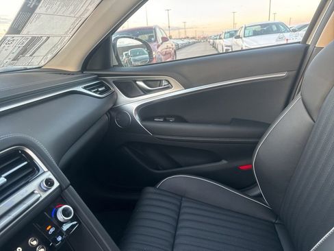 New 2026 Genesis G70 2.5T Prestige image 17