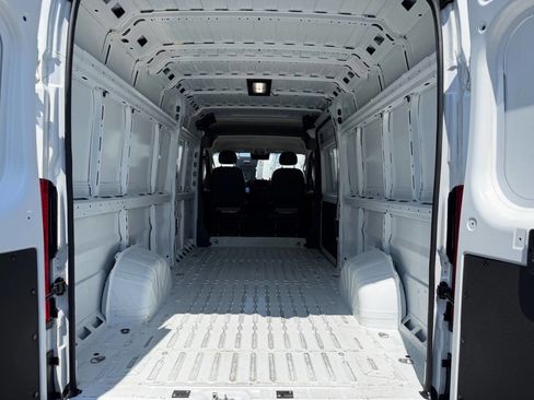 Used 2025 RAM ProMaster 3500 w/ Convenience Group FWD image 23