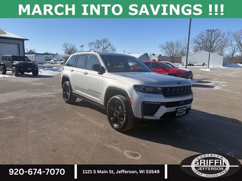 New 2026 Jeep Grand Cherokee Limited w/ Limited Altitude Package image 4