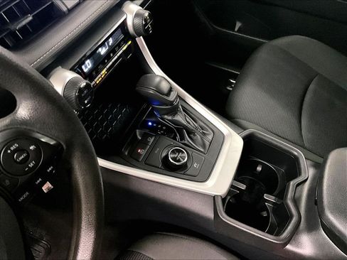Certified 2025 Toyota RAV4 LE AWD/4WD image 20