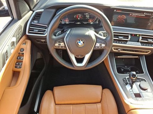 Certified 2022 BMW X5 xDrive40i image 12