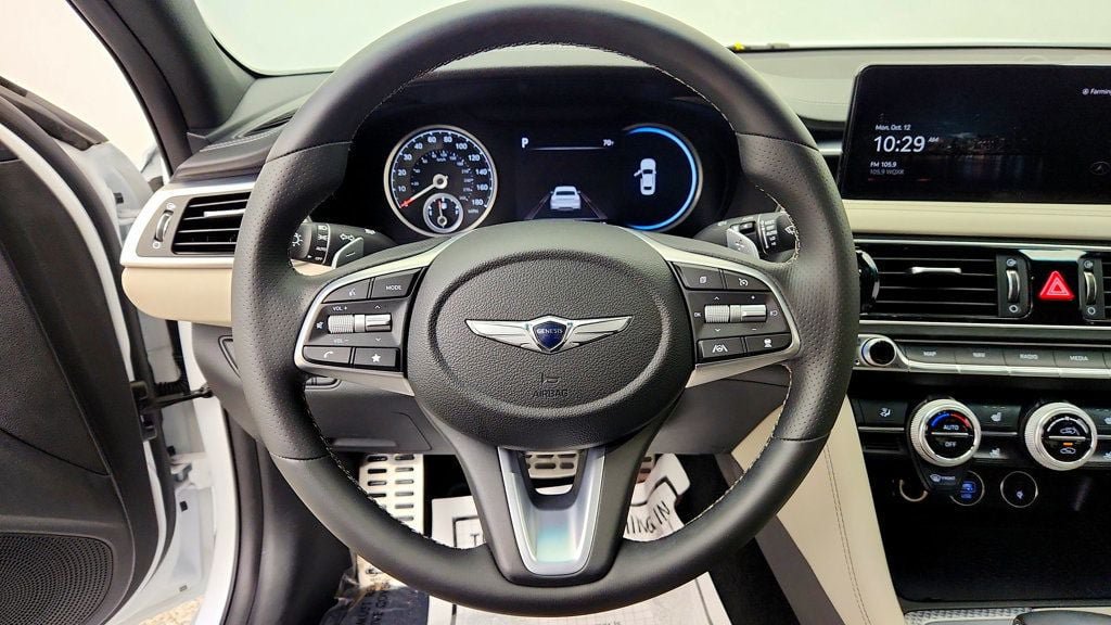 Used 2023 Genesis G70 2.0T w/ Sport Prestige Package RWD image 14