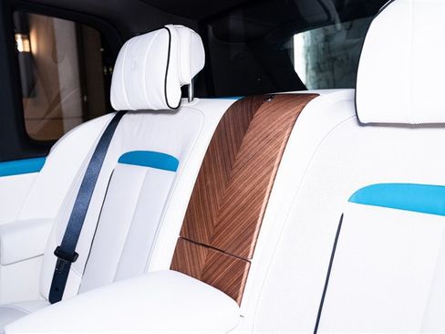 Used 2023 Rolls-Royce Cullinan w/ Cullinan Package AWD/4WD image 9
