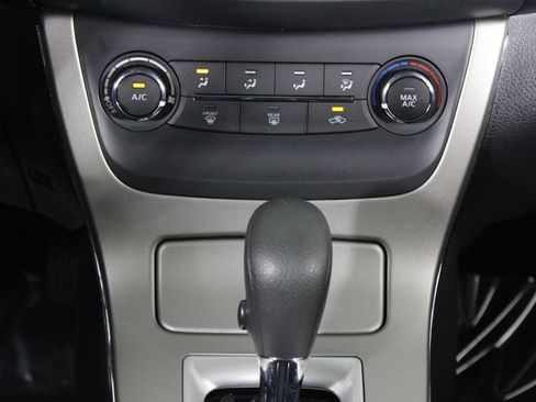 Used 2015 Nissan Sentra S FWD image 21