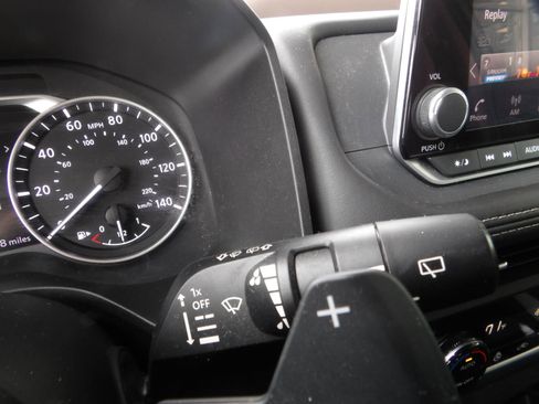 Certified 2023 Nissan Rogue SV w/ SV Premium B Package image 39