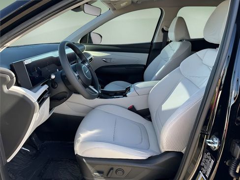Used 2025 Hyundai Tucson SEL image 20