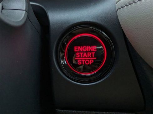 Certified 2023 Honda HR-V EX-L image 33