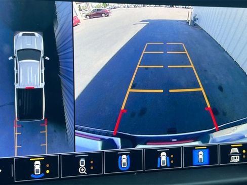 Used 2020 GMC Sierra 2500 Denali w/ Denali Ultimate Package image 21