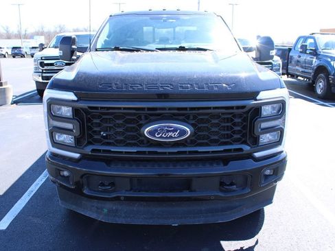 Used 2023 Ford F350 Lariat w/ Lariat Ultimate Package image 2