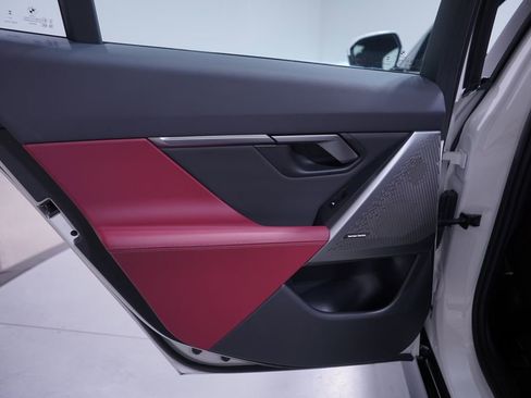 Used 2024 BMW i5 eDrive40i w/ M Sport Package image 14