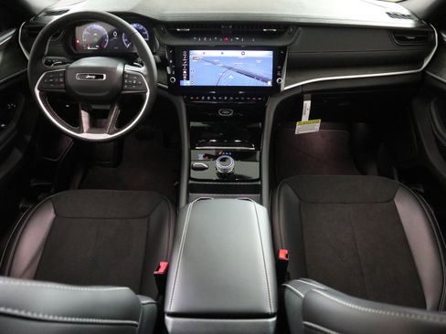 New 2026 Jeep Grand Cherokee Altitude AWD/4WD image 15