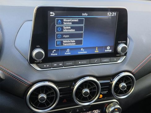 Used 2024 Nissan Sentra SR w/ SR Premium Package image 19