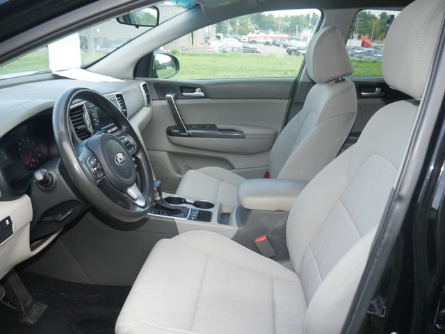 Used 2019 Kia Sportage LX AWD/4WD image 2