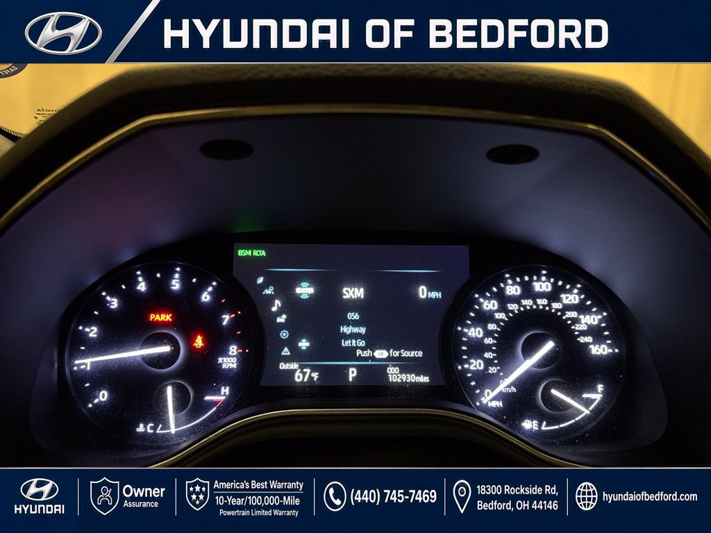 Used 2019 Toyota Avalon XLE w/ Moonroof Package FWD image 17