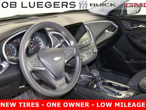 Certified 2024 Chevrolet Malibu LT image 9