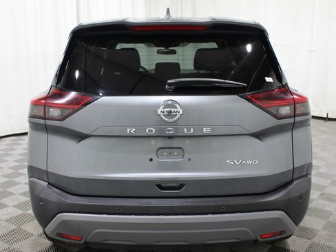 Used 2021 Nissan Rogue SV AWD/4WD image 28