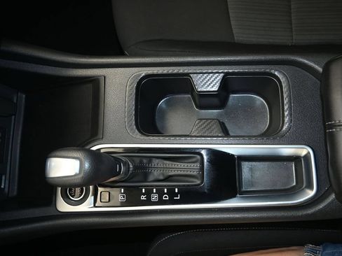 Used 2024 Nissan Sentra SV w/ Lighting Package FWD image 18