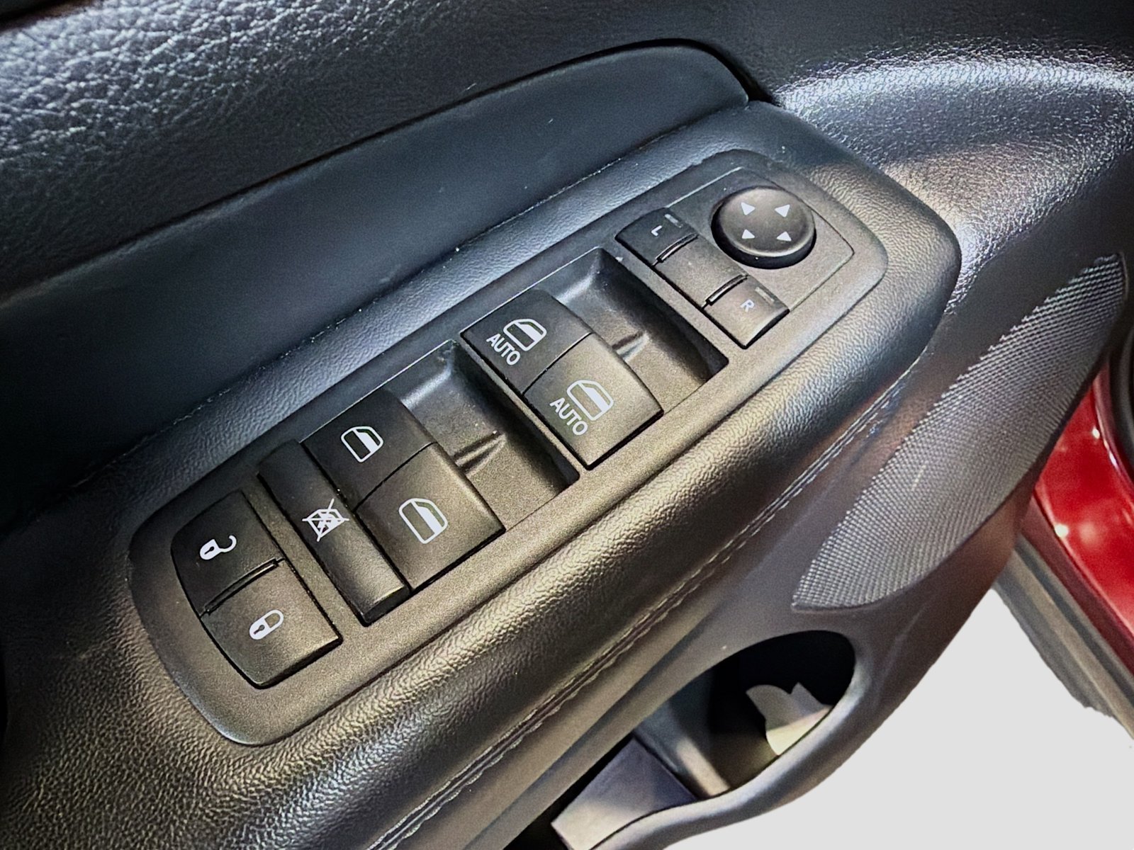 Used 2022 Jeep Grand Cherokee Laredo X AWD/4WD image 18