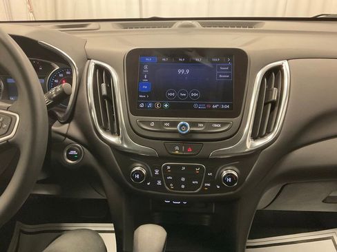 Used 2024 Chevrolet Equinox LT image 25